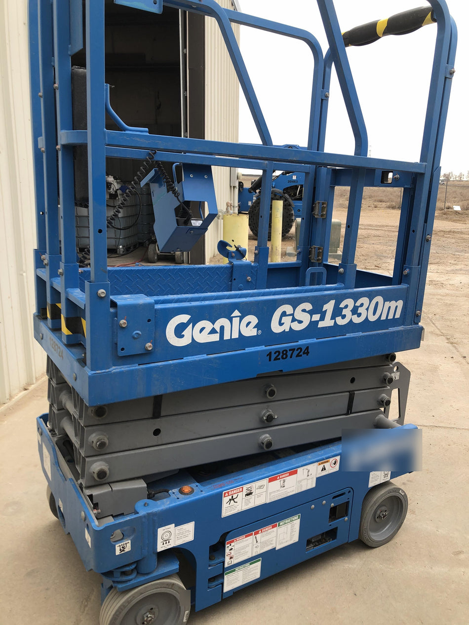 2021 GENIE GS-1330m