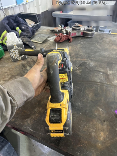 2023 DEWALT DCB609
