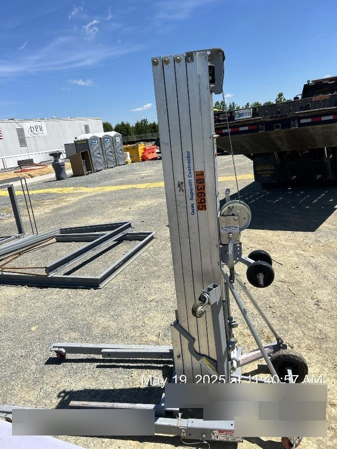 2020 GENIE SLC-24