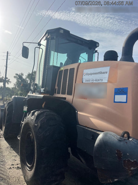 2018 Case 721G CLOSED CAB, 1 FUNCTION, JRB 416 STYLE HYD COUPLER
