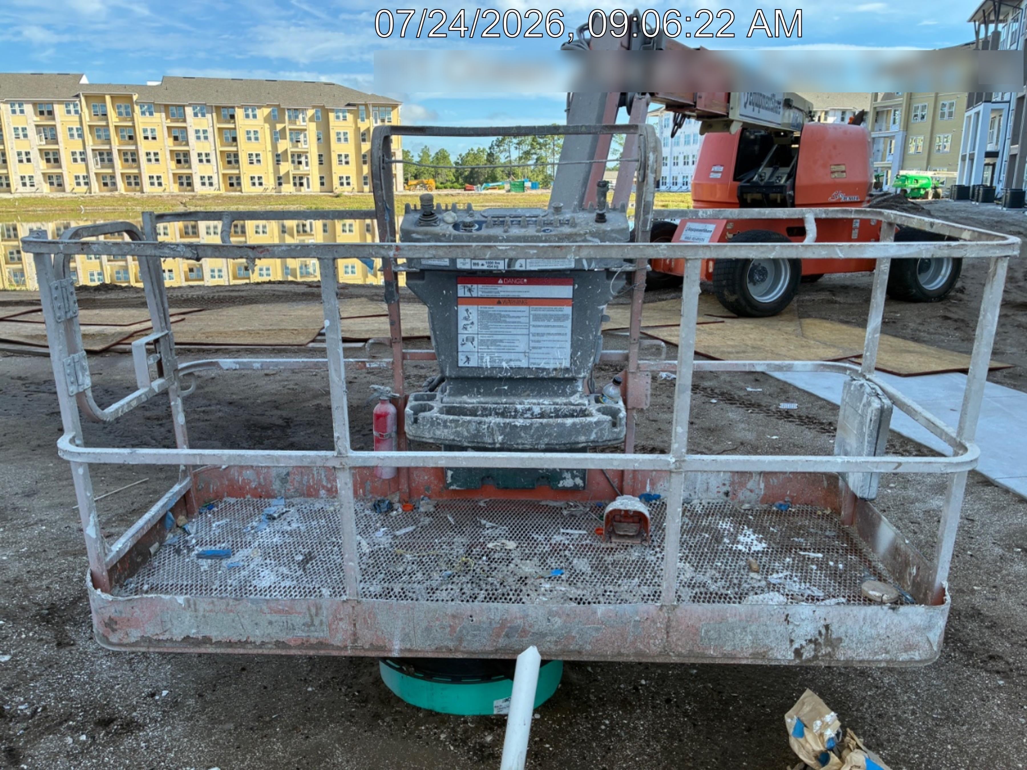 2020 JLG 660SJ