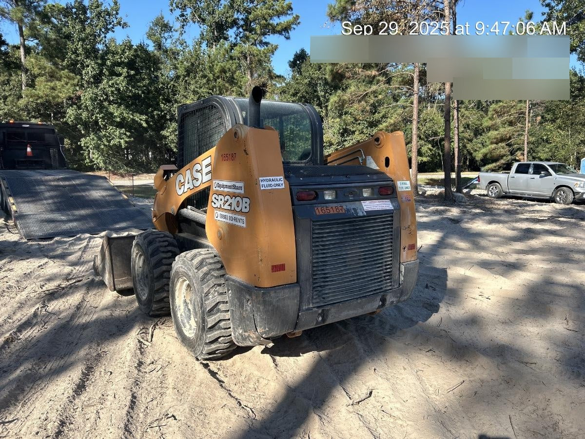 2021 CASE SR210B