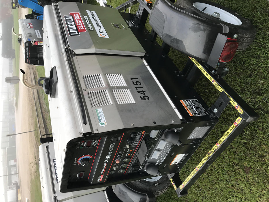 2019 Lincoln Electric Vantage 322 Welder Ready-Pak 3, Two wheel trailer, Fender and Light kit, Cable Rack