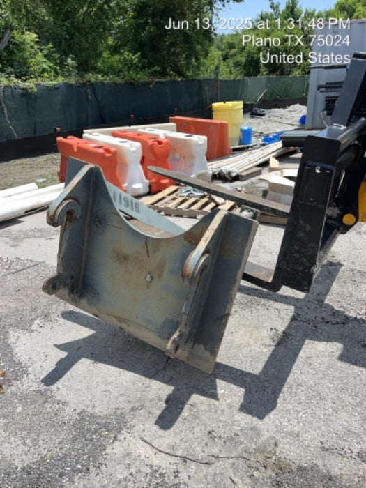 2020 PALADIN Adjustable Truss Boom