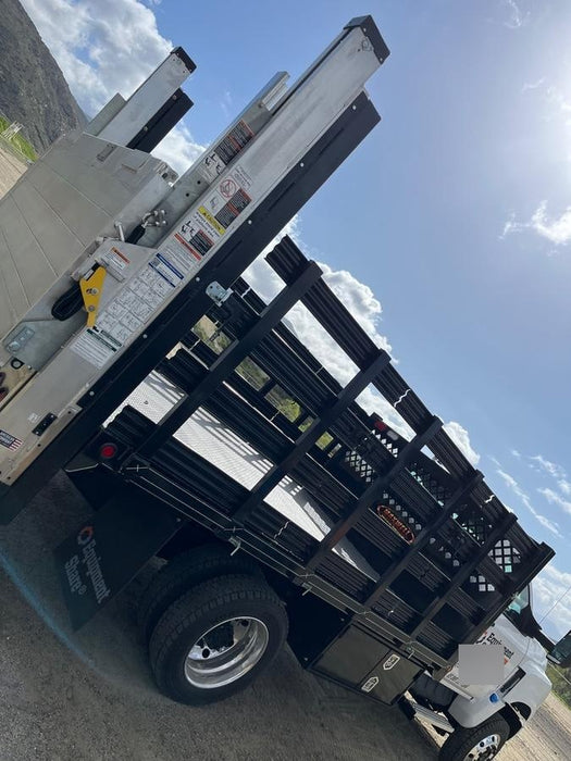2023 CHEVROLET C5500 Stake Bed - Rental