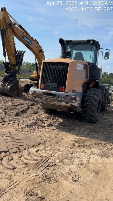 2019 Case 621G CLOSED CAB, 1 FUNCTION, JRB 416 STYLE HYD COUPLER