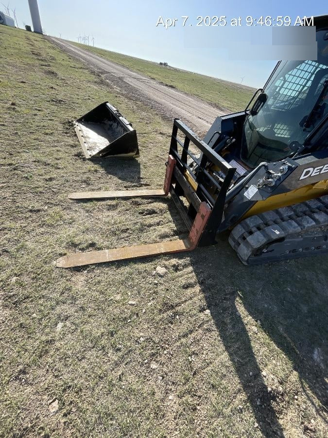 2024 ARROW MATERIAL HANDLING F5100CB