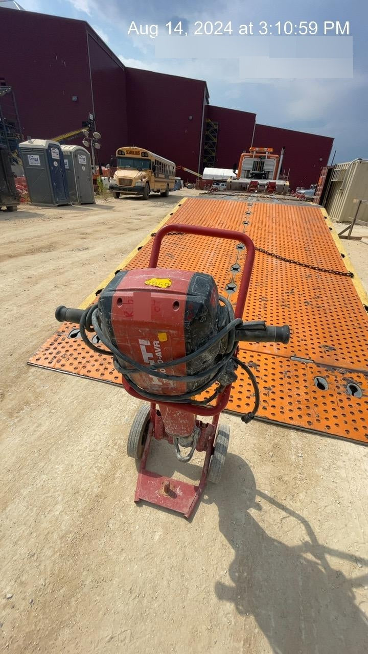 2021 HILTI TE 3000-AVR