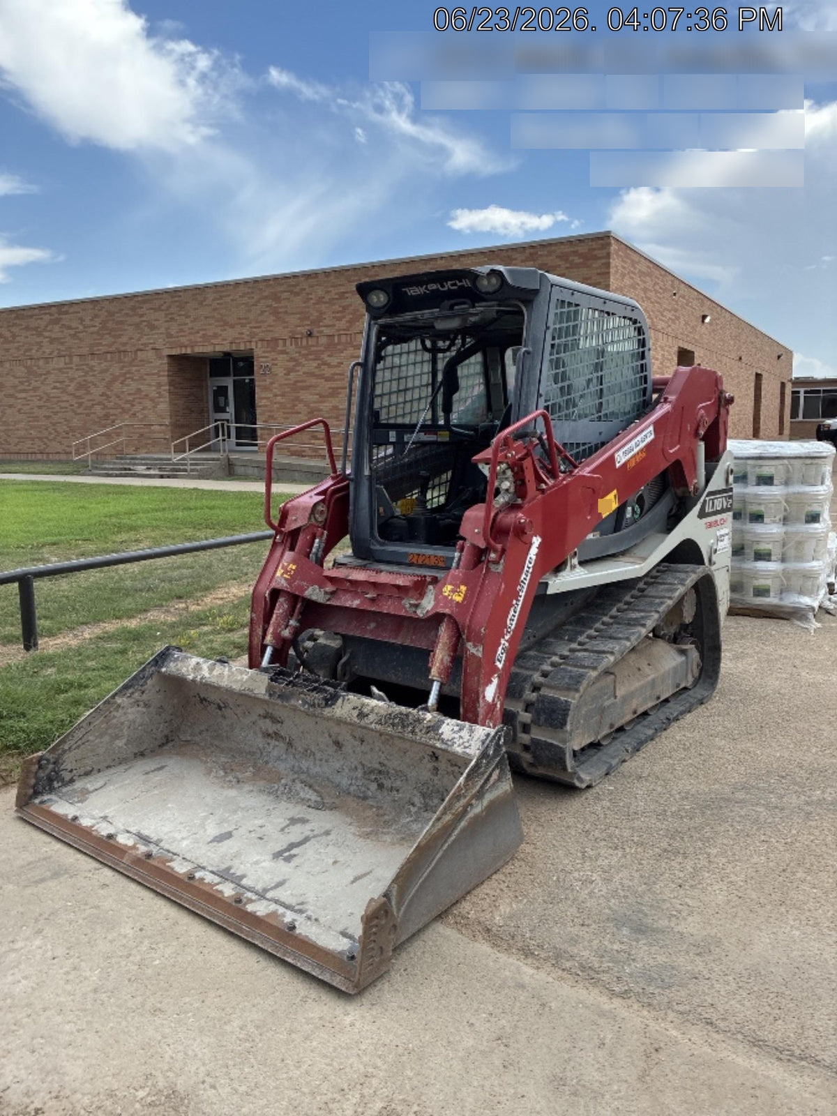 2022 TAKEUCHI TL10V2-CR