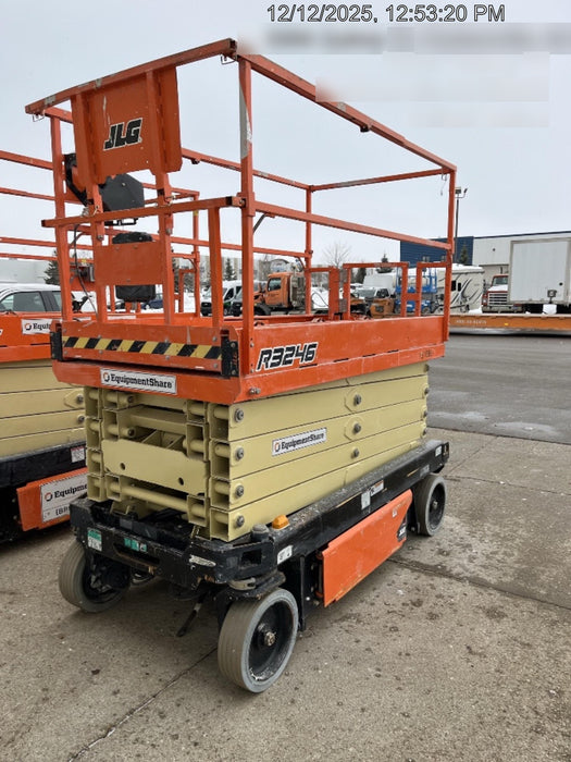 2021 JLG R3246