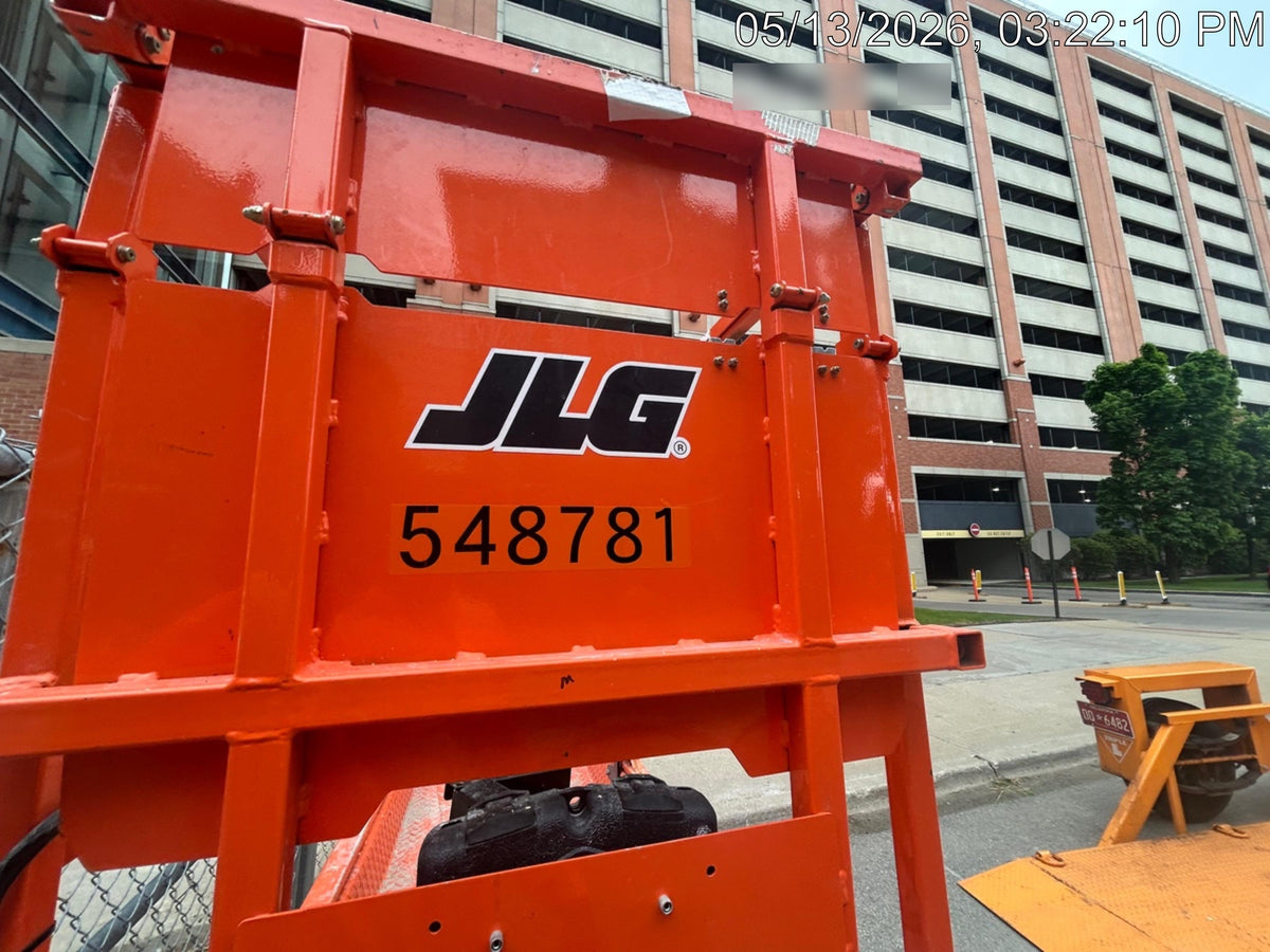 2025 JLG ES1932