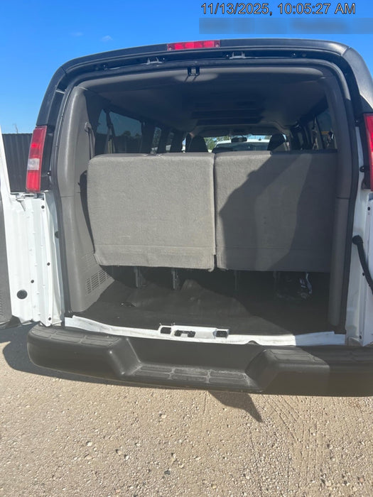 2023 CHEVROLET Express Van - Rental