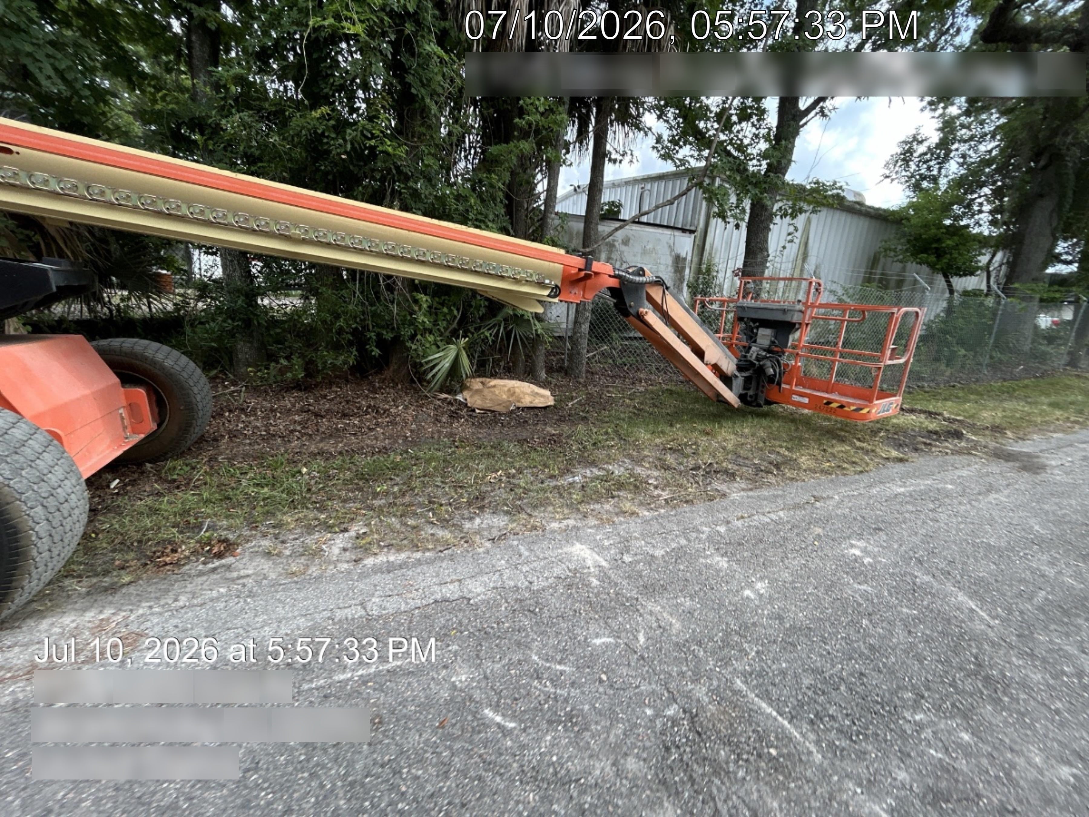 2022 JLG 660SJ