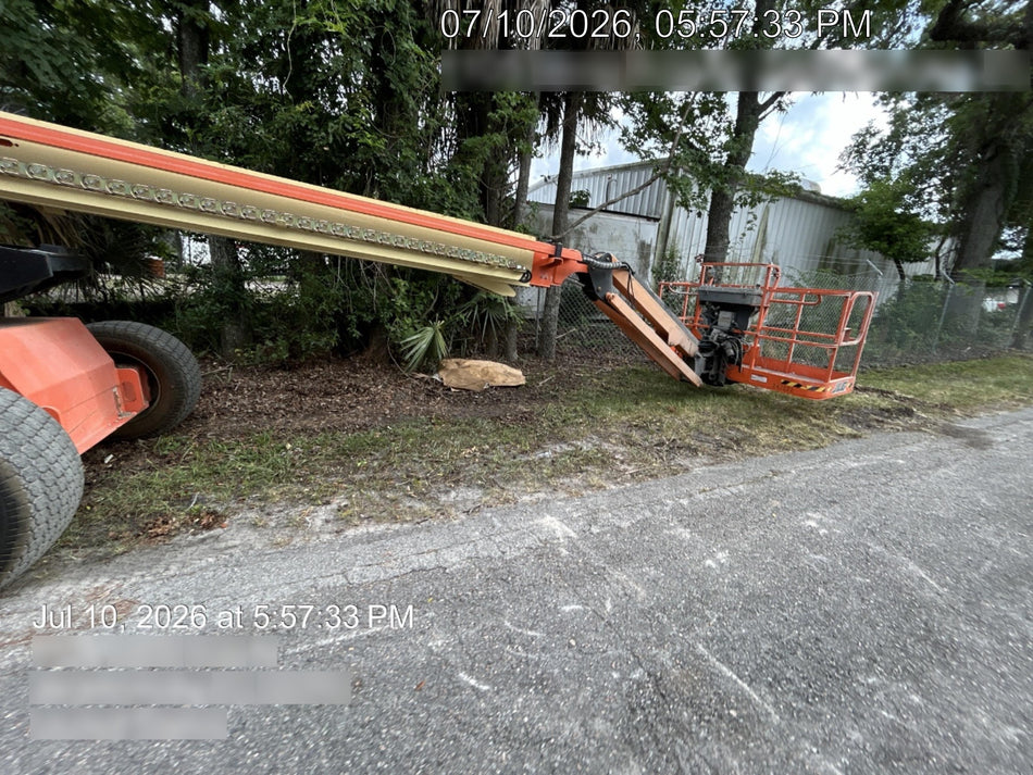 2022 JLG 660SJ