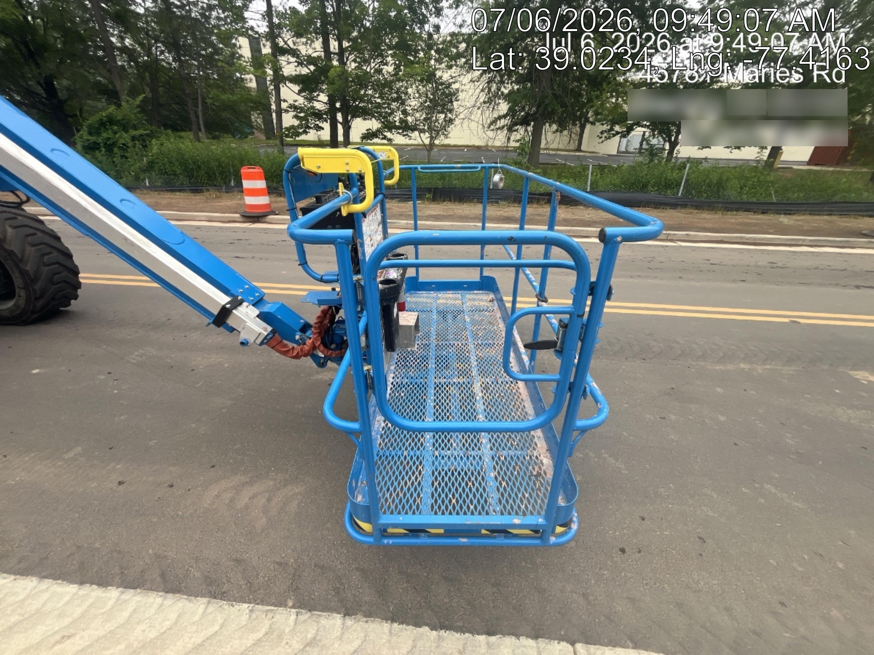 2025 GENIE Z-135/70