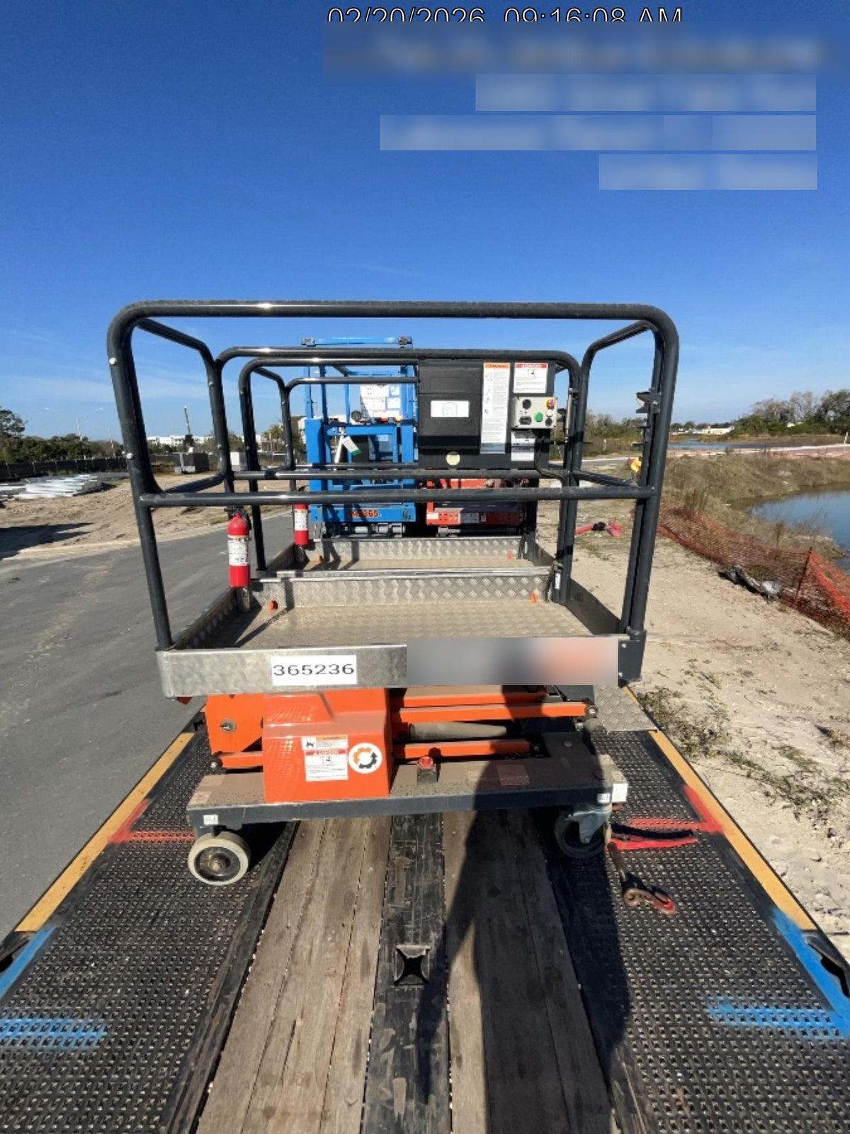 2023 JLG 1030P