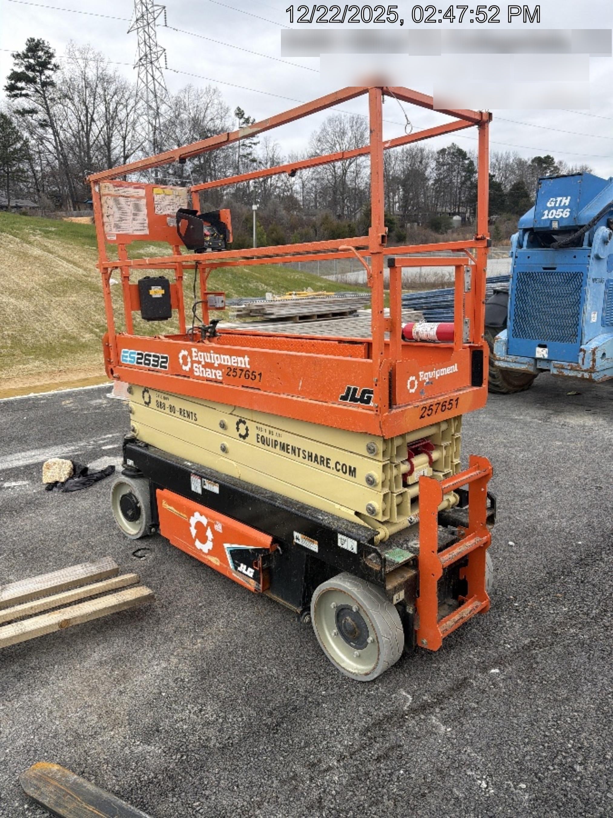 2022 JLG ES2632
