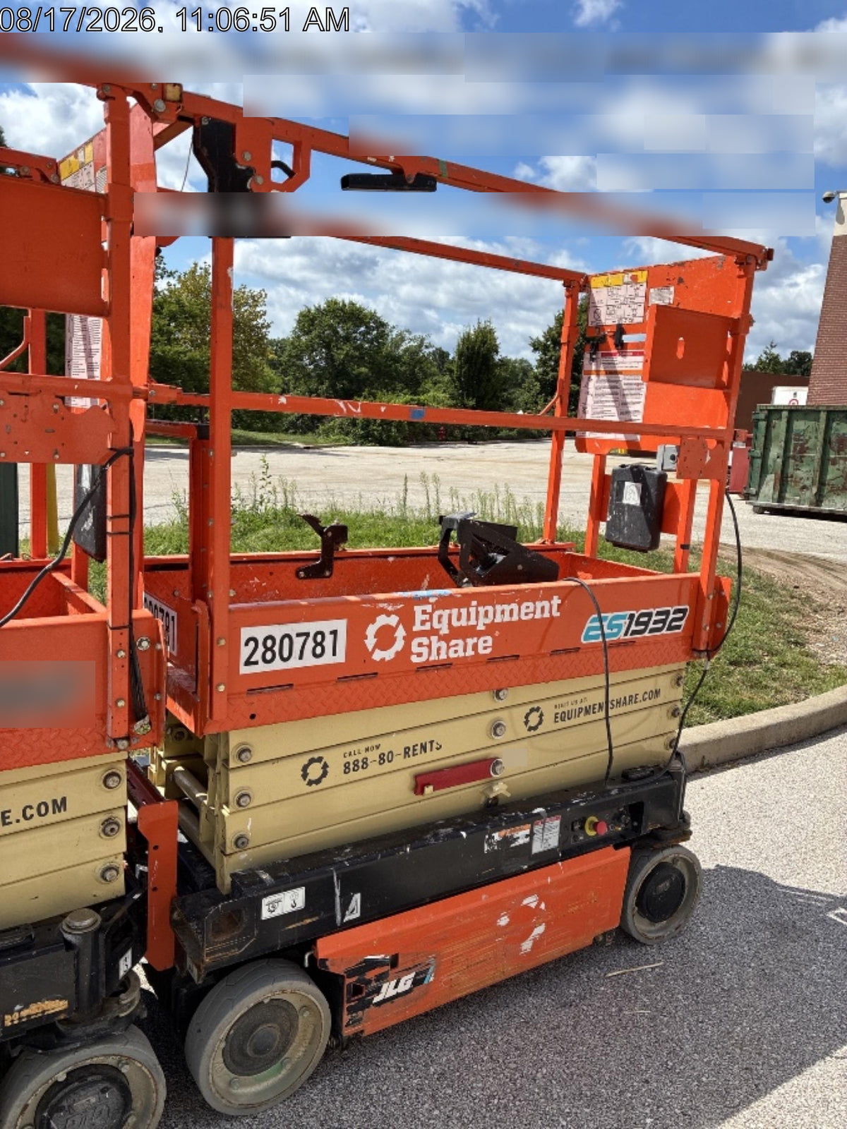 2022 JLG ES1932