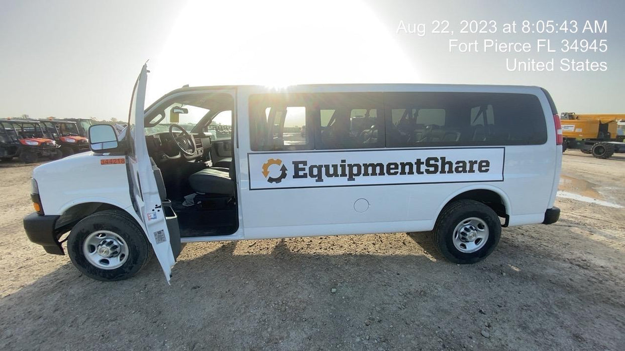 2023 CHEVROLET Express Van - Rental