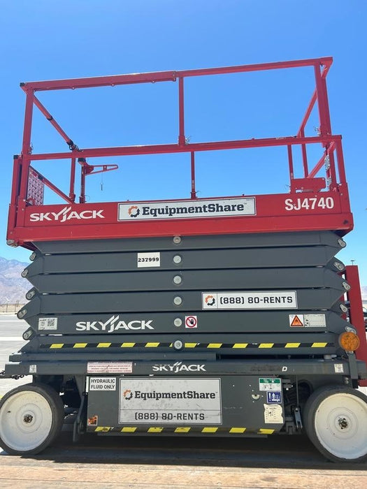 2022 SKYJACK SJ4740