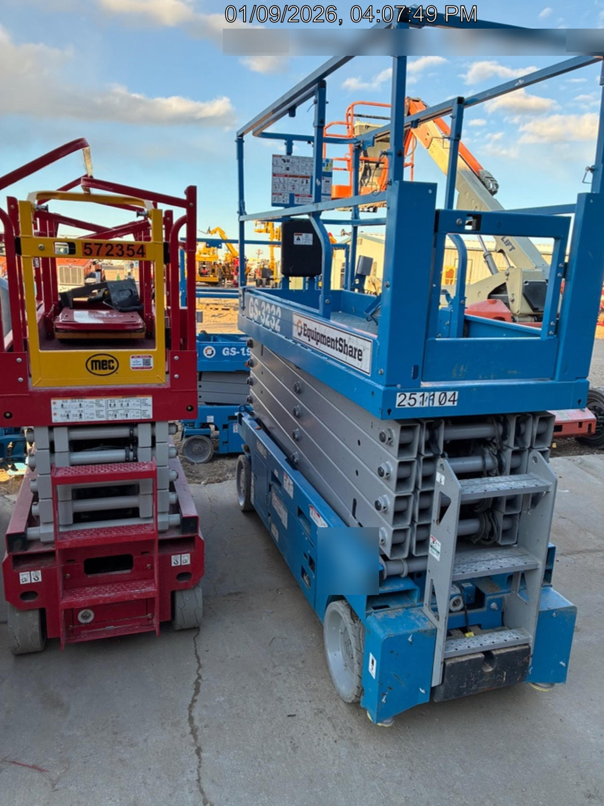 2022 GENIE GS-3232