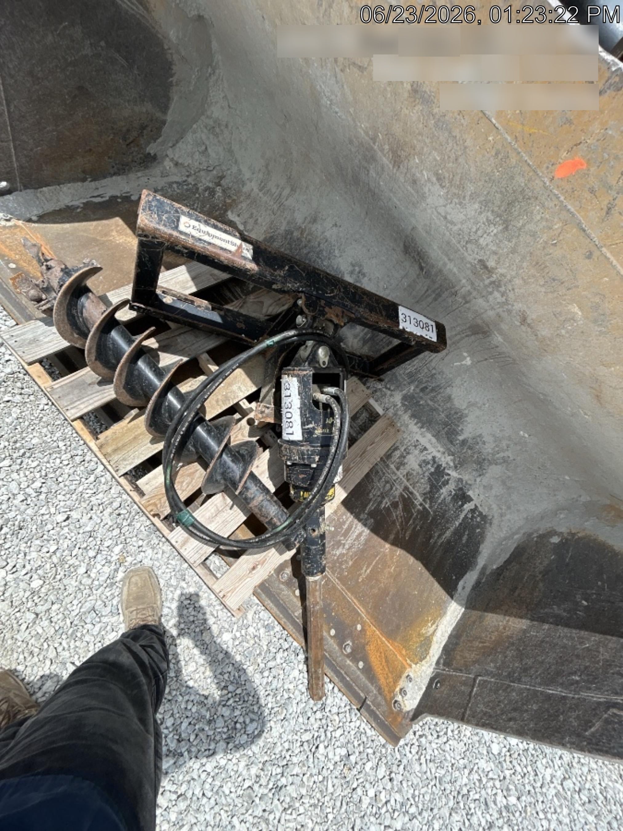 2023 AUGER TORQUE 3300-30