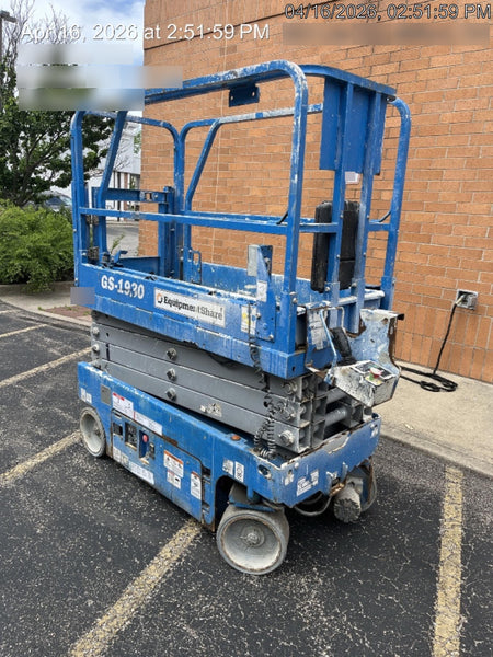 2020 Genie GS-1930 Solid Non Marking Tires, Beacon, Folding rails with half height swing gate