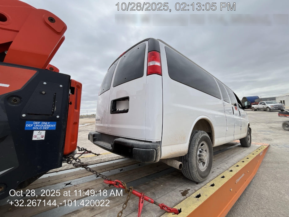 2024 CHEVROLET Express Van - Rental