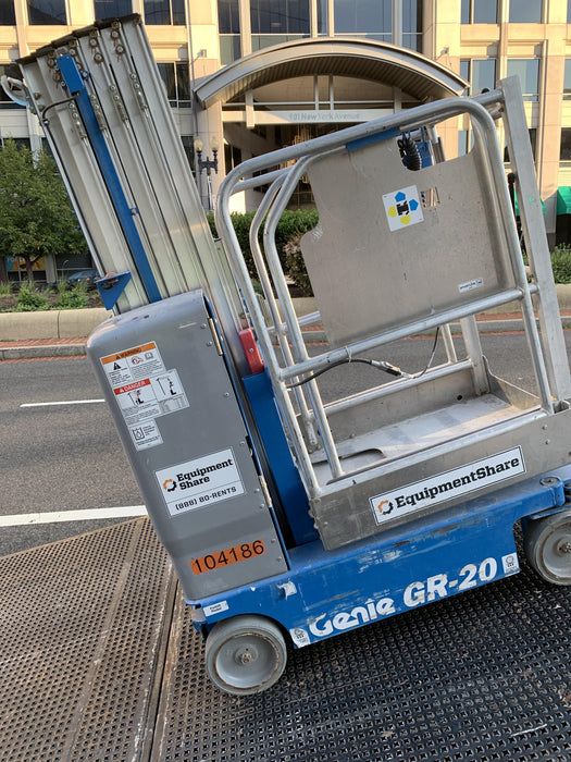 2020 GENIE GR-20