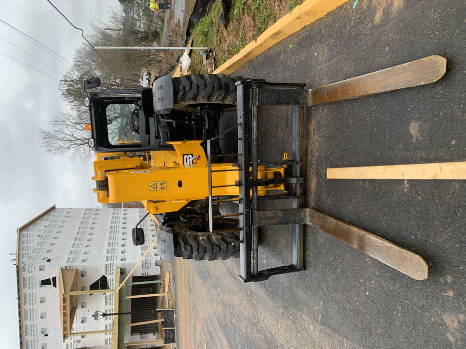 2020 JCB 509-42 Canopy, Solid Tires, Work Lights, Beacon, Aux Hydraulics, Back up Alarm, Lifting Eye, ES Decals