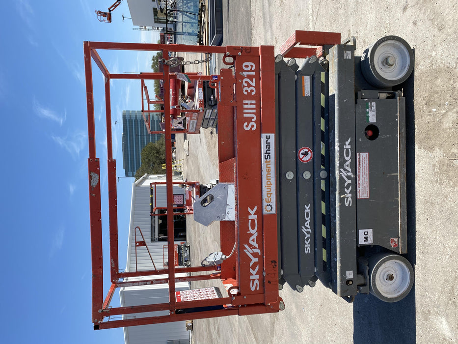 2018 SKYJACK SJIII-3219