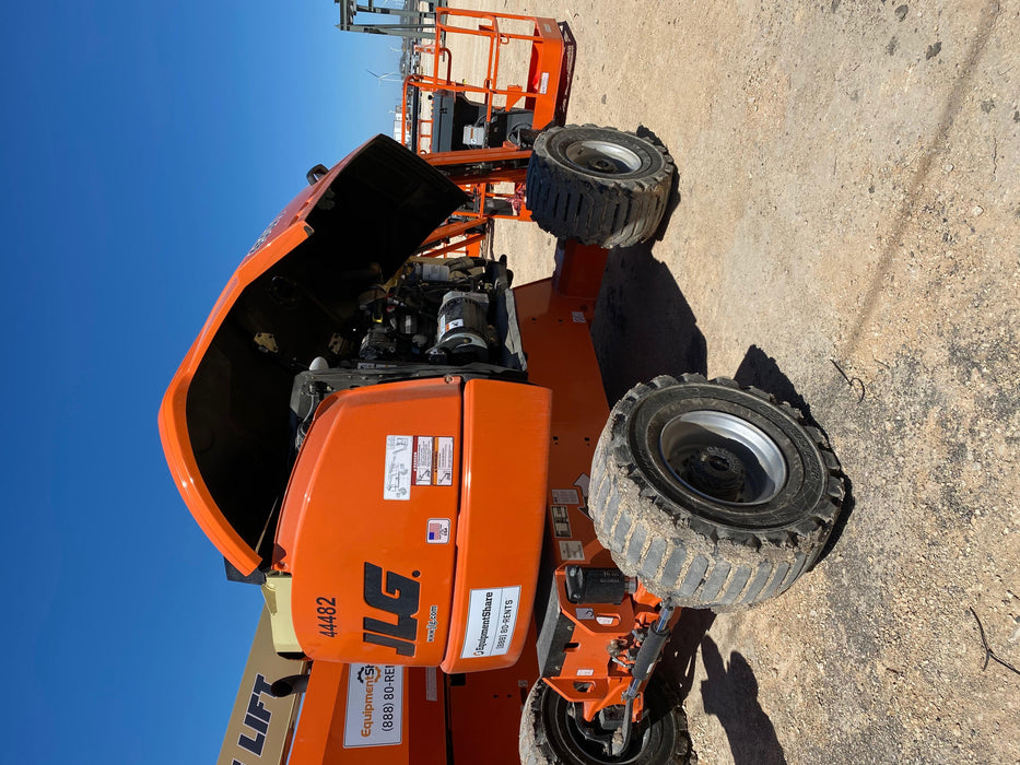 2019 JLG 450AJ