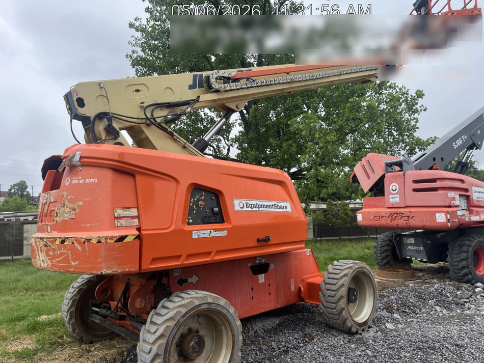 2022 JLG 660SJ