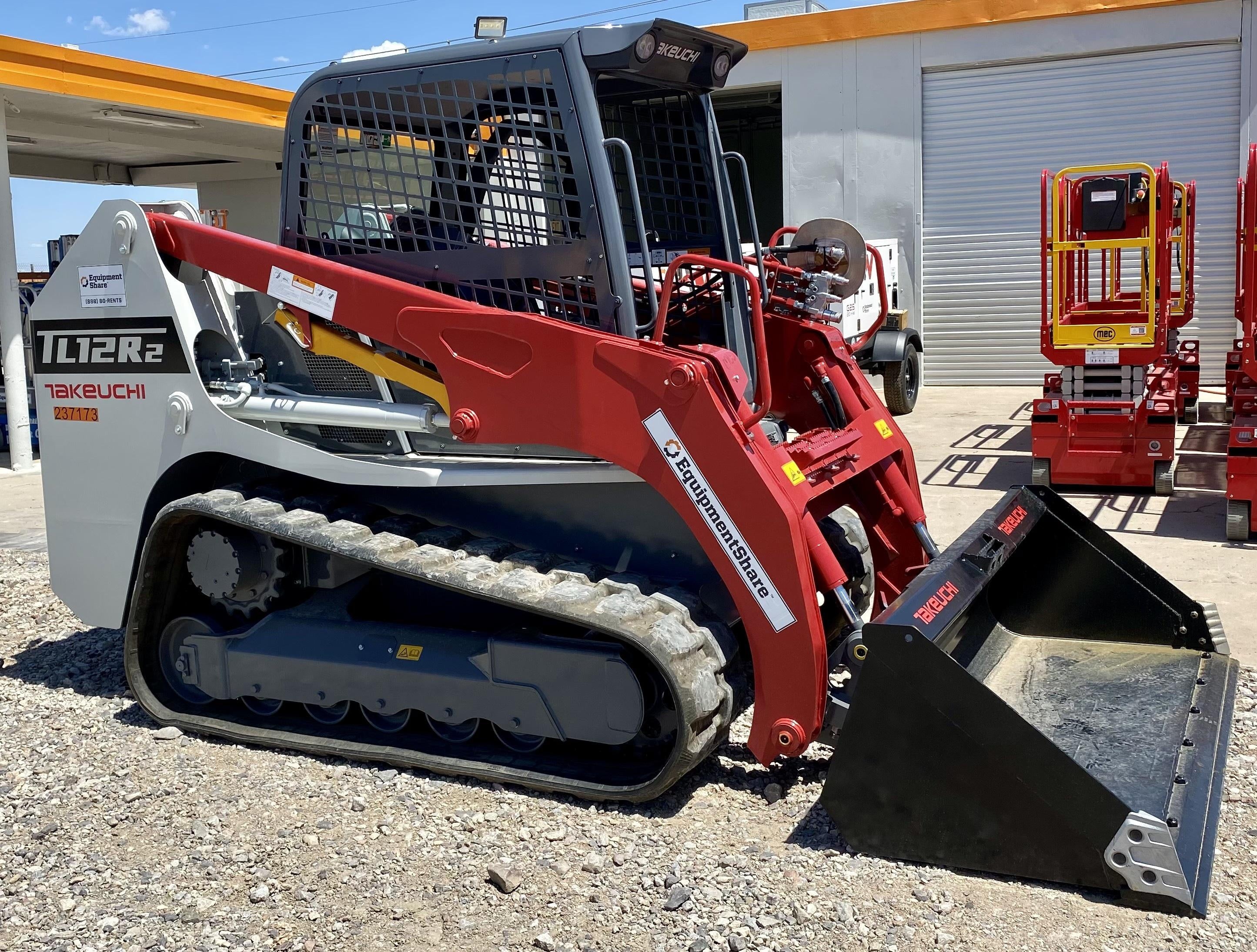 2022 TAKEUCHI TL12R2-R