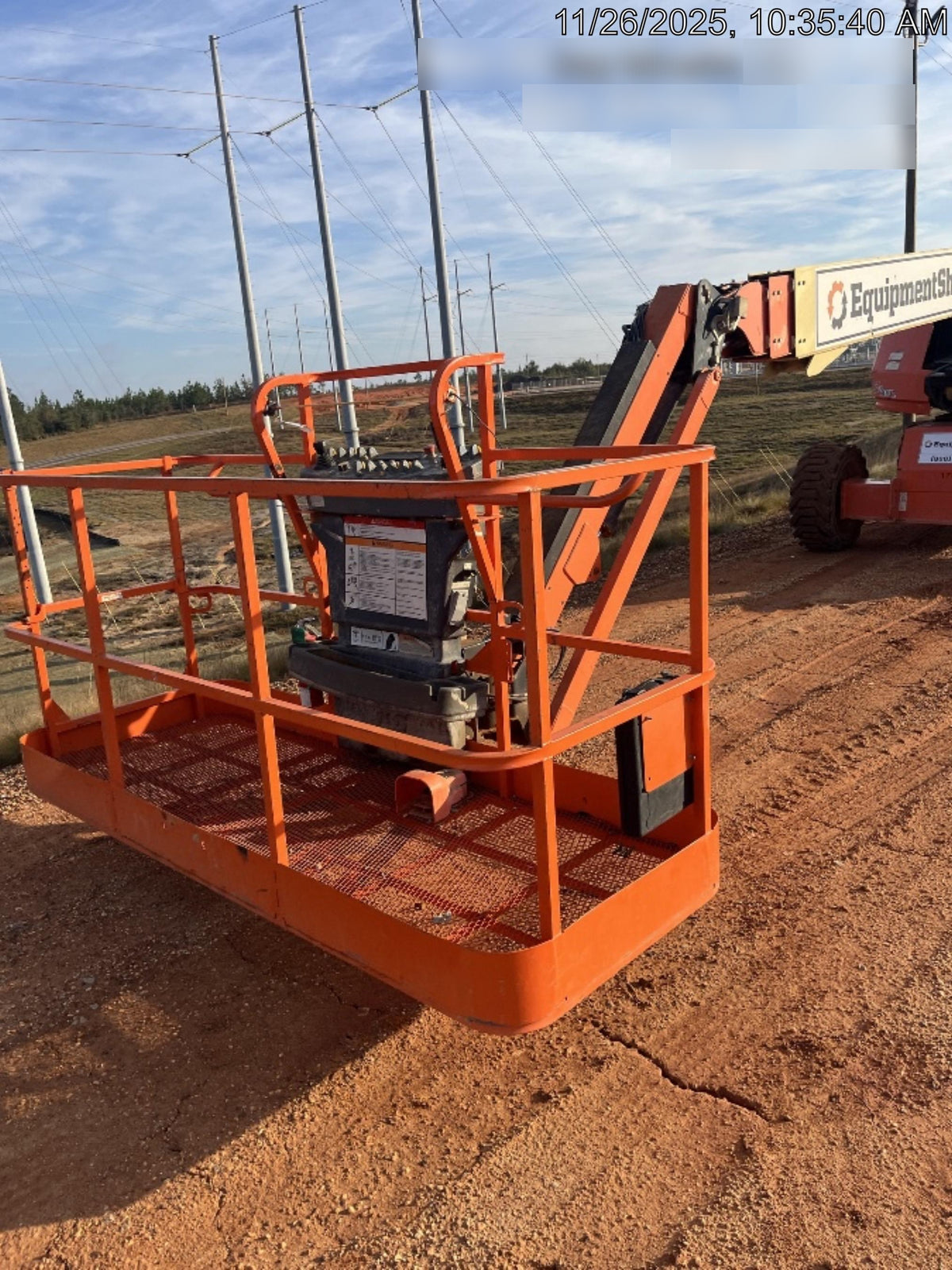 2021 JLG 660SJ
