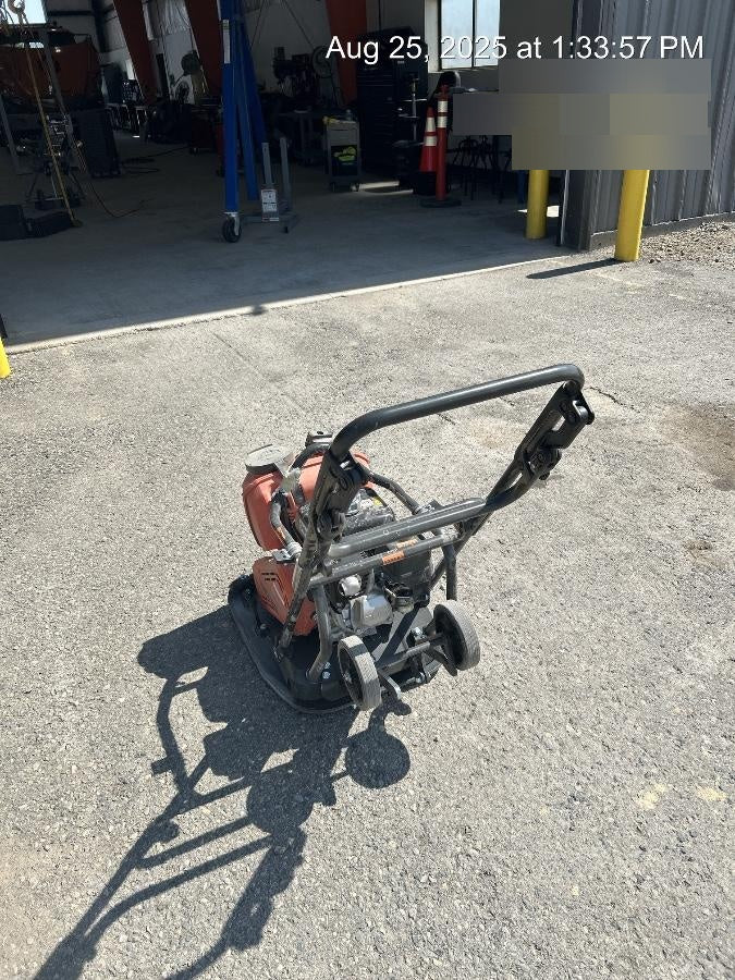 2025 HUSQVARNA LF75