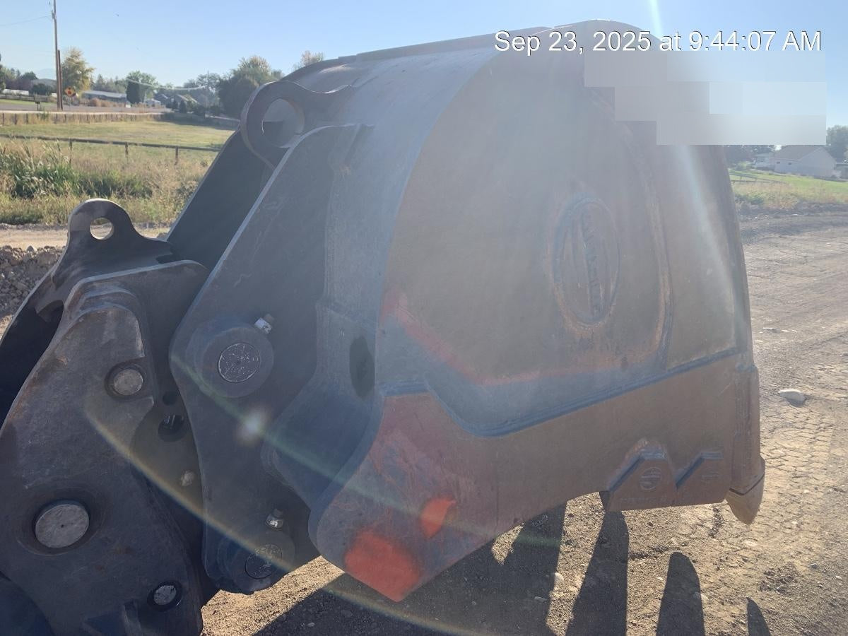 2024 STRICKLAND BT-45048