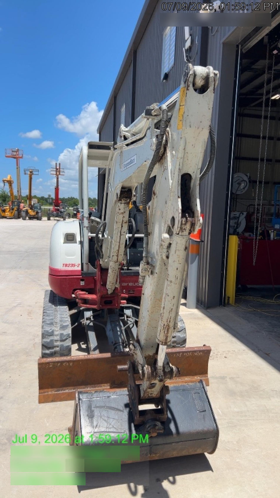 2021 TAKEUCHI TB235-2R