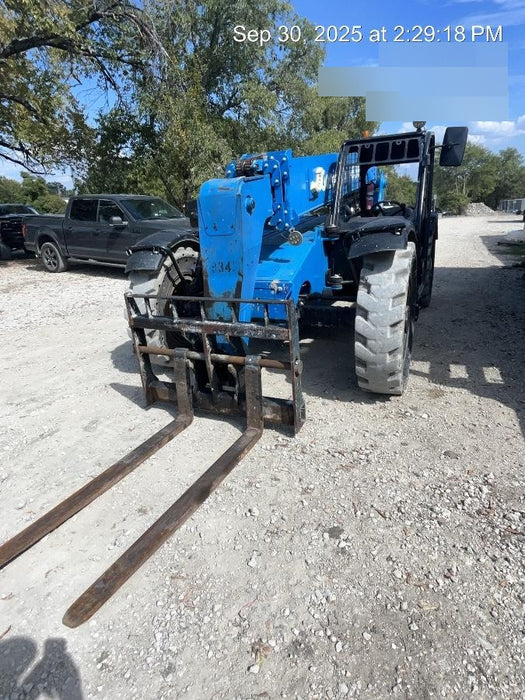 2018 Genie GTH-636 Genie GTH-636 w/Open ROPS, Work Lights, Solid Tires, RH Cab Mesh, Beacon, 48" Carriage and Forks