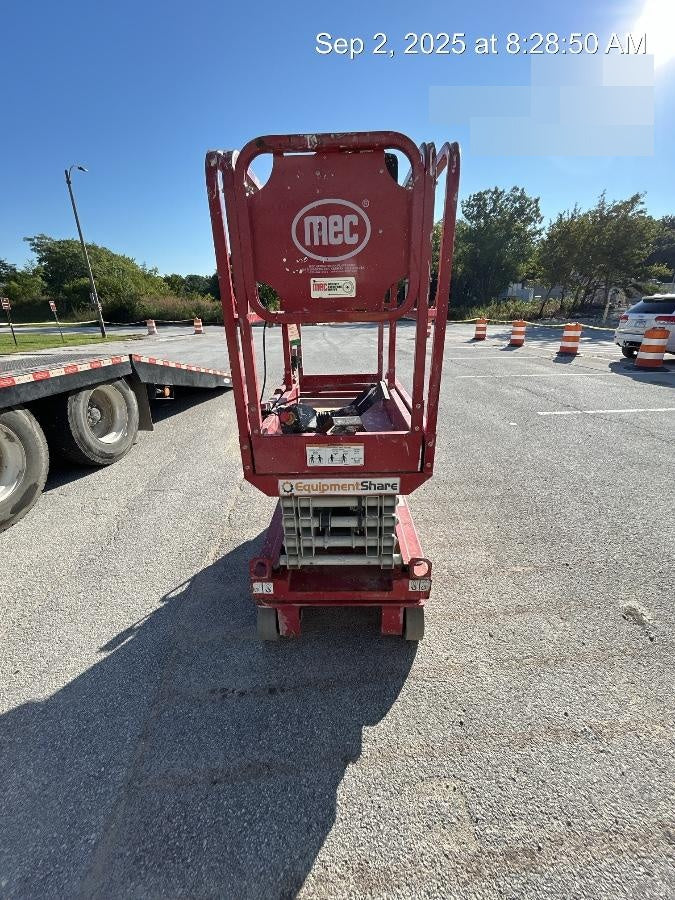 2019 MEC 1330SE MEC 1330SE w/ES Track Hardware, Full Extended 2 Year Warranty