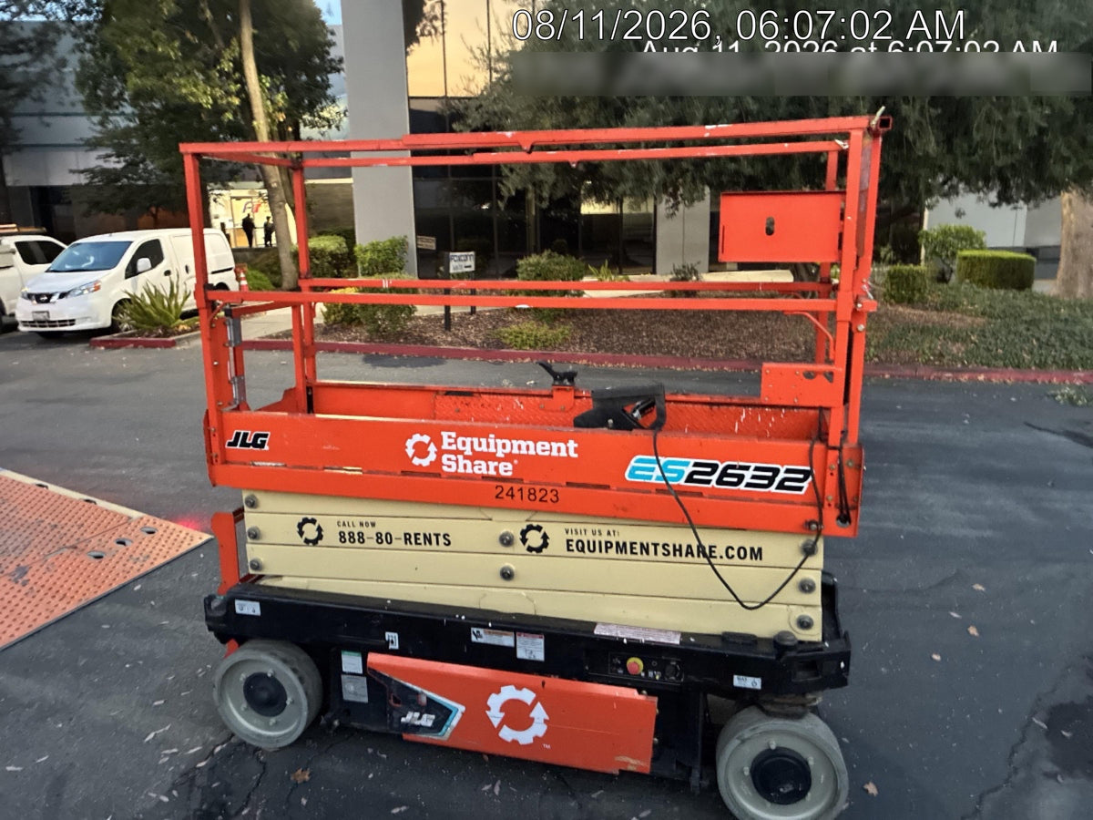 2022 JLG ES2632
