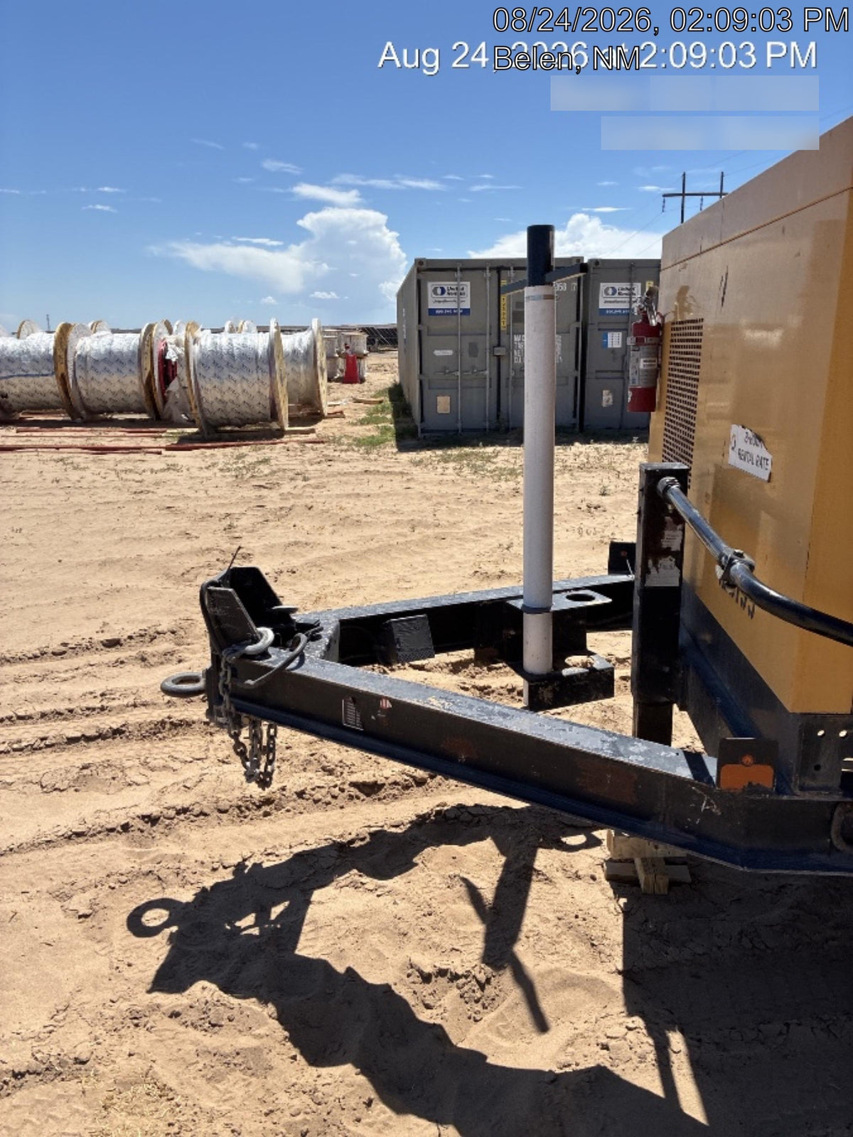 2021 Vac-Tron LP573XDT 500 Gallon Debris Tank w/ Hydraulic Tilt, two (2) 100 Gallon Water Tanks, Low Profile Torsion Axles (12,000 GVWR)