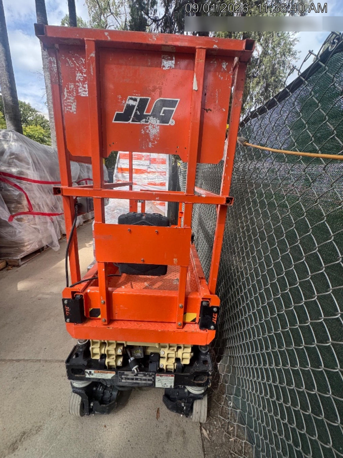 2021 JLG ES1330L
