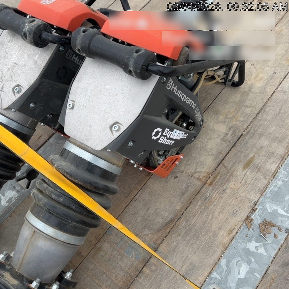 2025 HUSQVARNA LT6005