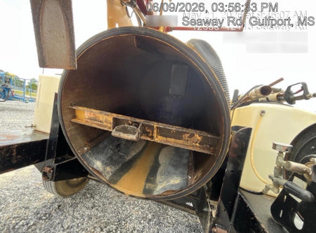 2021 Vac-Tron LP573XDT T4 Koehler Diesel Engine, 500 Gallon Debris Tank, x2 100 Gallon Water Tanks