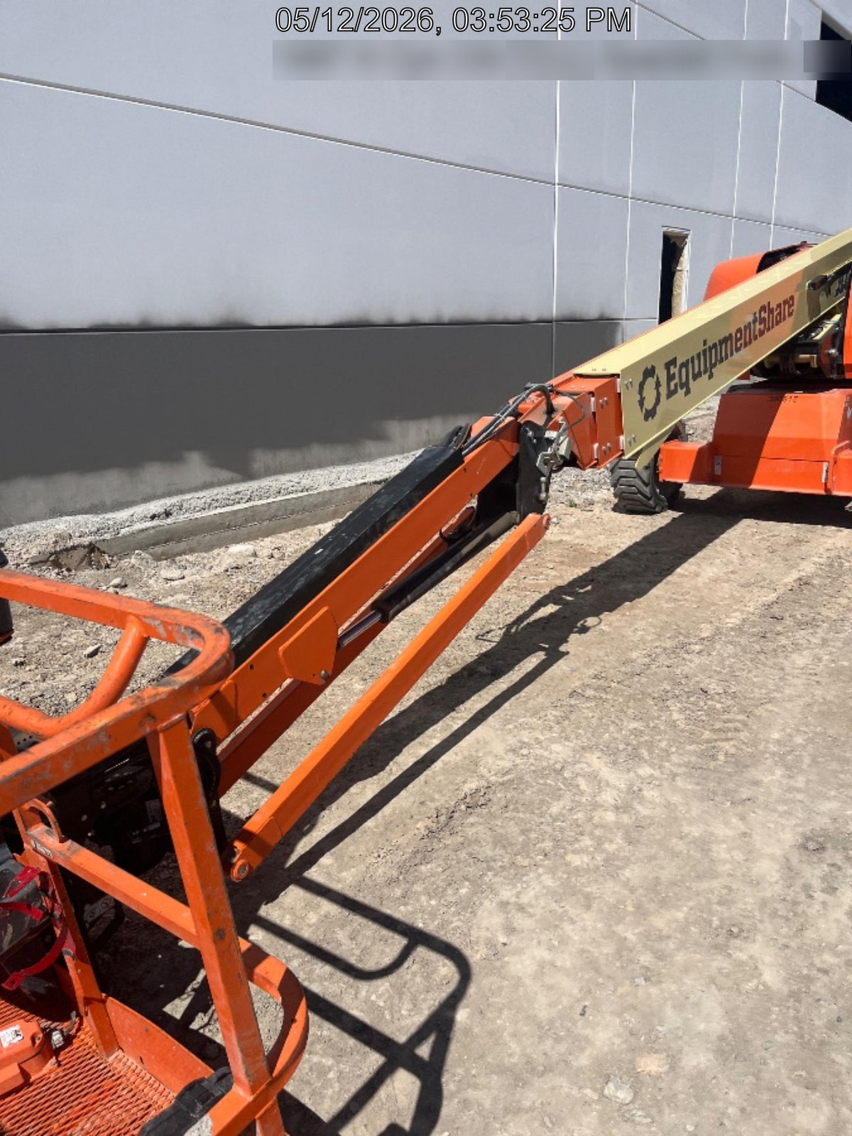 2023 JLG 660SJ