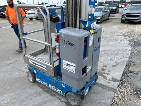 2020 GENIE GR-20