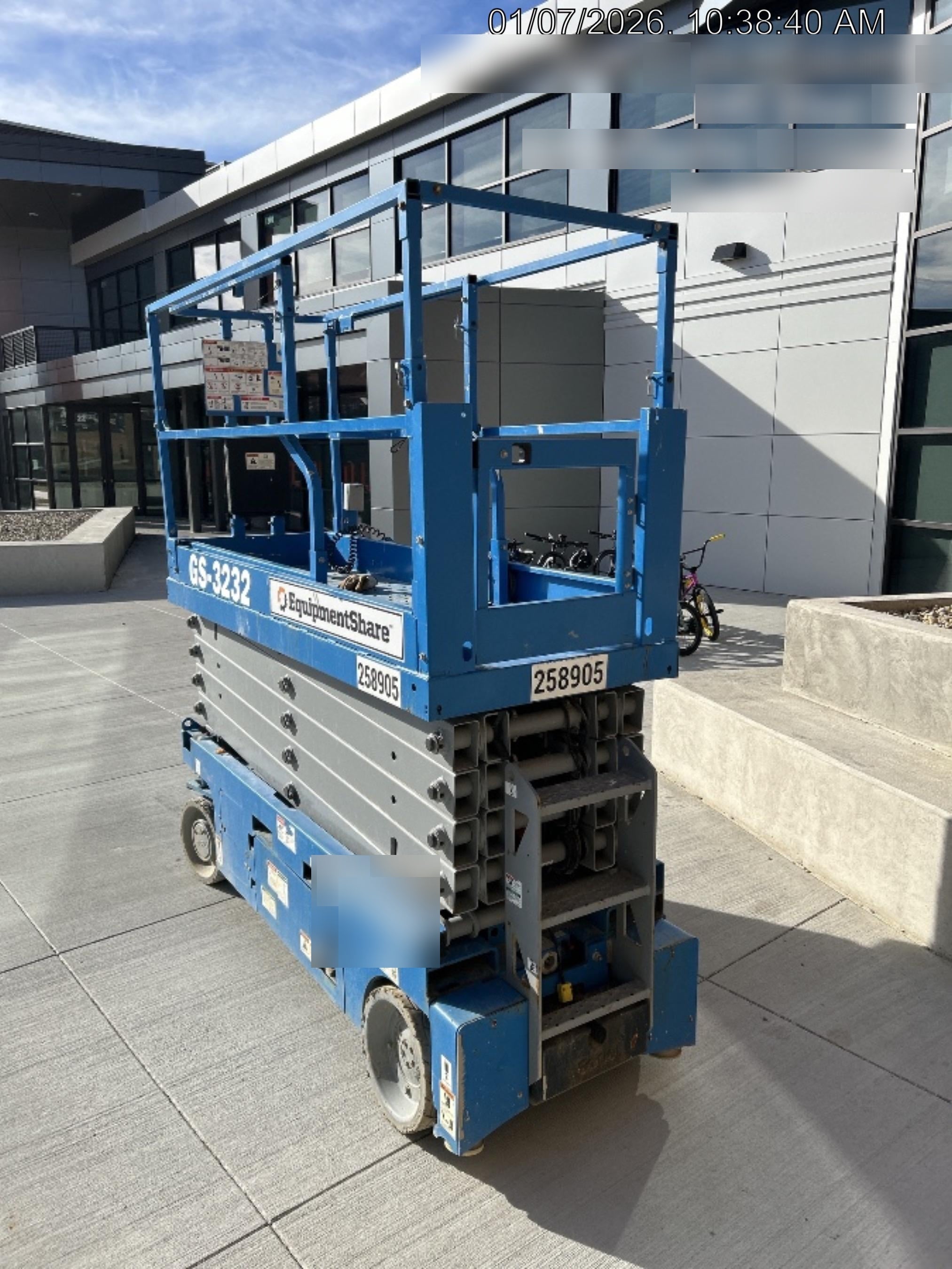 2022 GENIE GS-3232