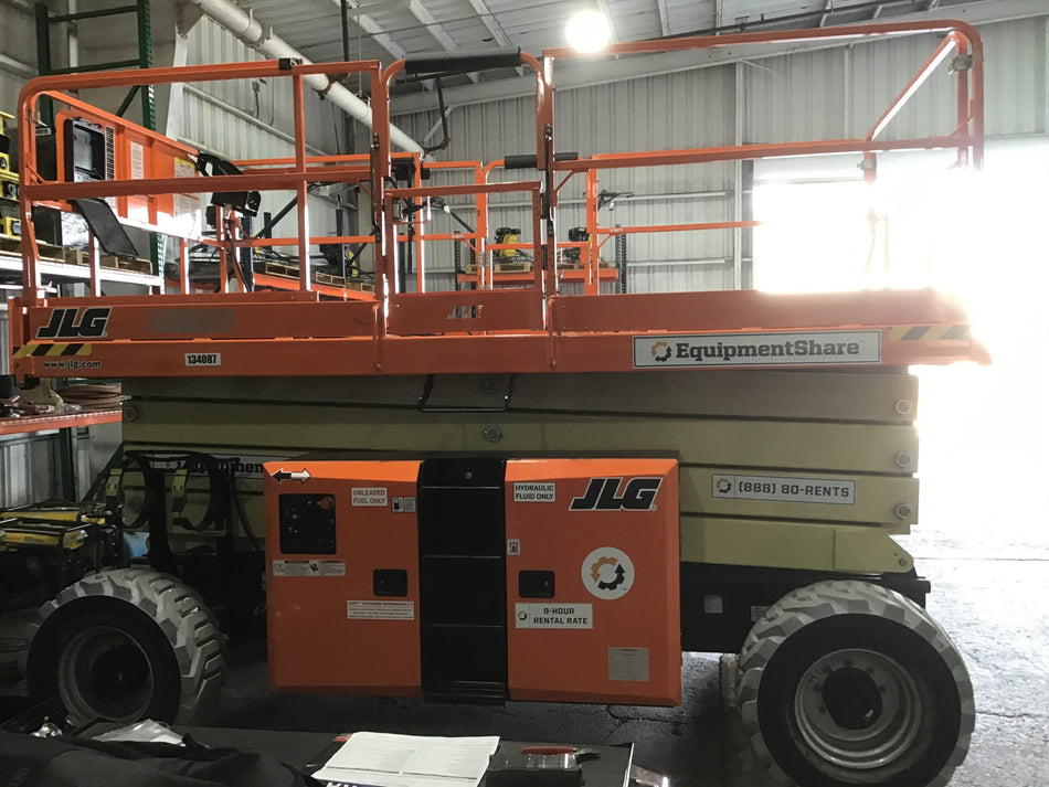 2021 JLG 430LRT