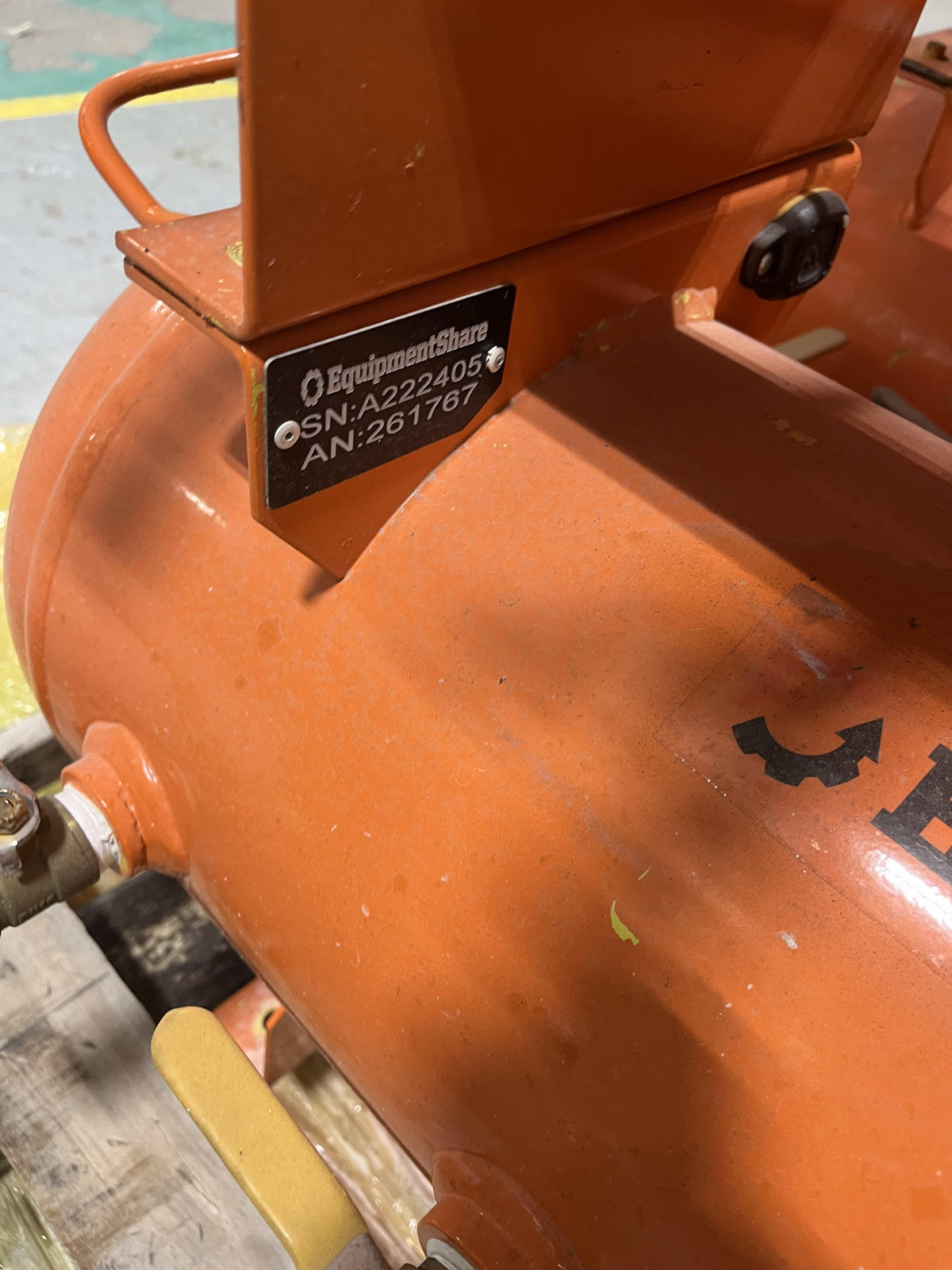 2022 MICHIGAN PNEUMATIC HV-15G-8P-ES-TRACKER
